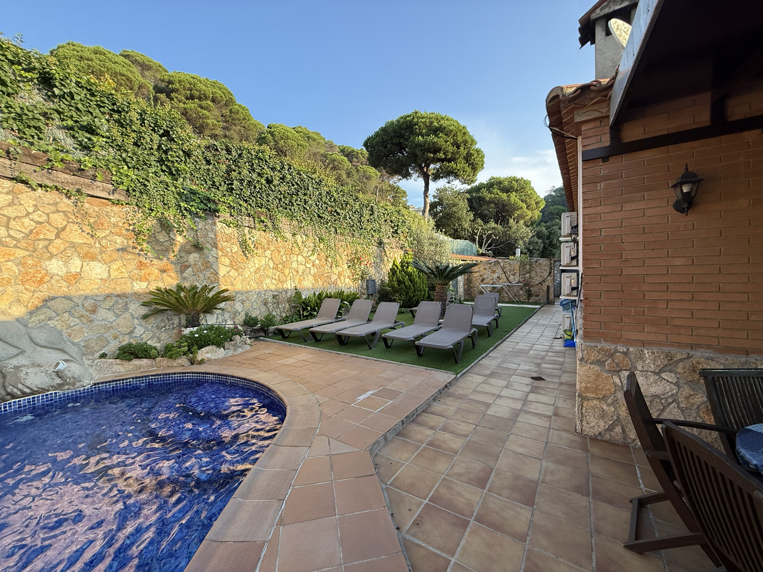 Ruime woning in Font de Sant Lloren Lloret de Mar te koop voor 575.000 euro