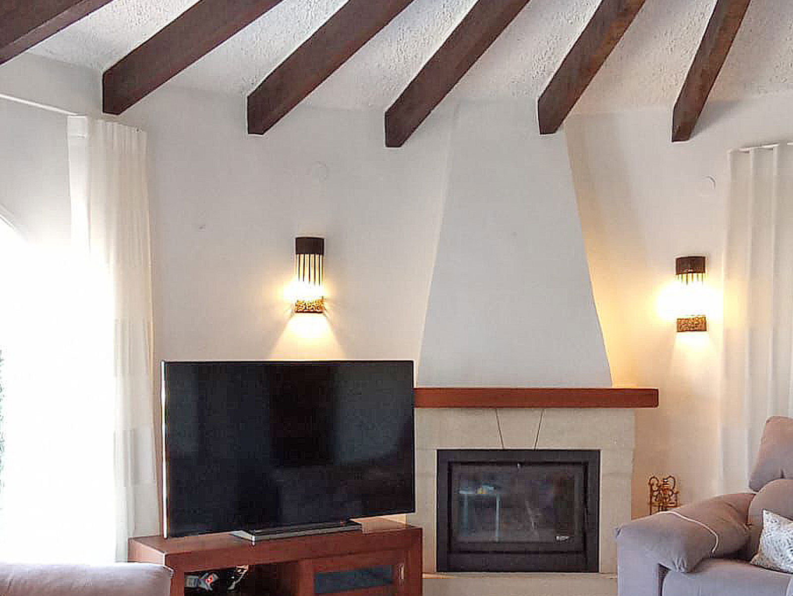 Te koop in Calpe: 2e lijn zee villa voor 995.000 euro!