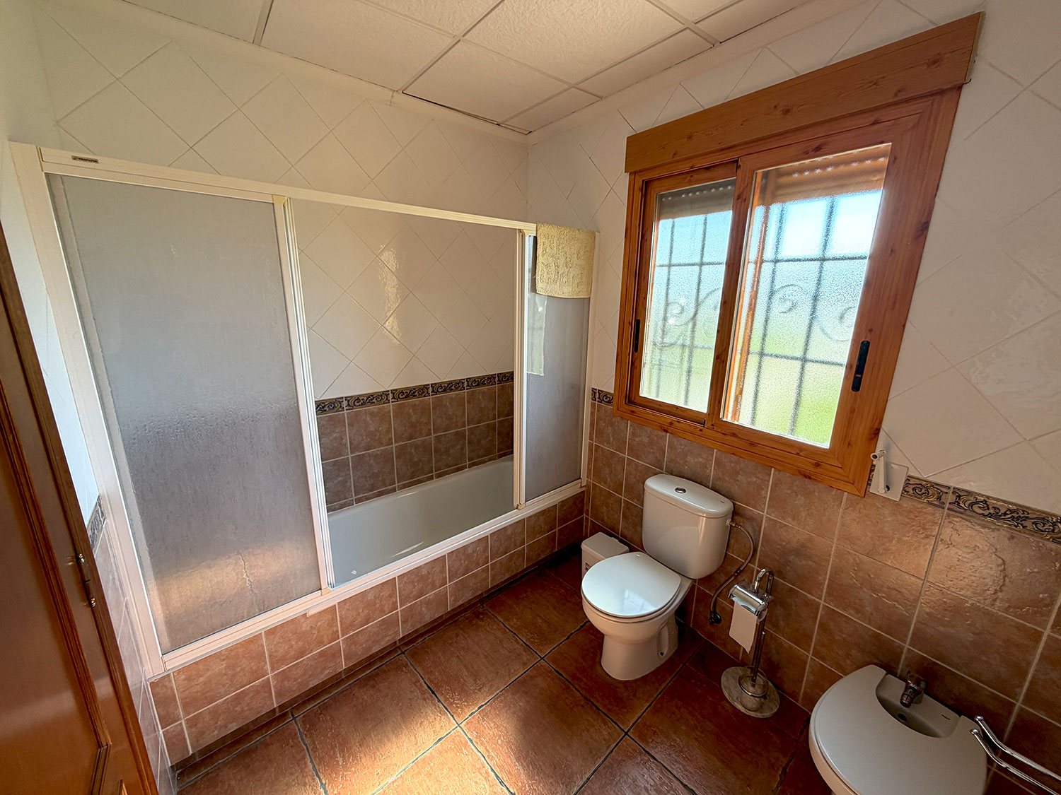 Villa met zwembad en zes slaapkamers in Chella voor €360.000