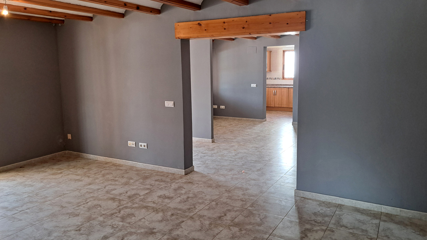 Orba: 2 gescheiden woningen in 1