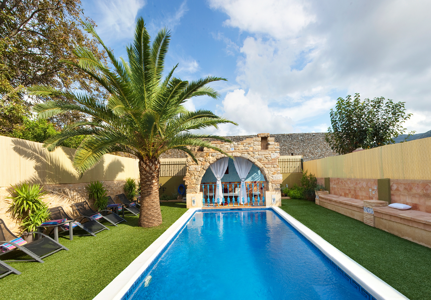 Schitterend B&B in JAlon Xalo te koop