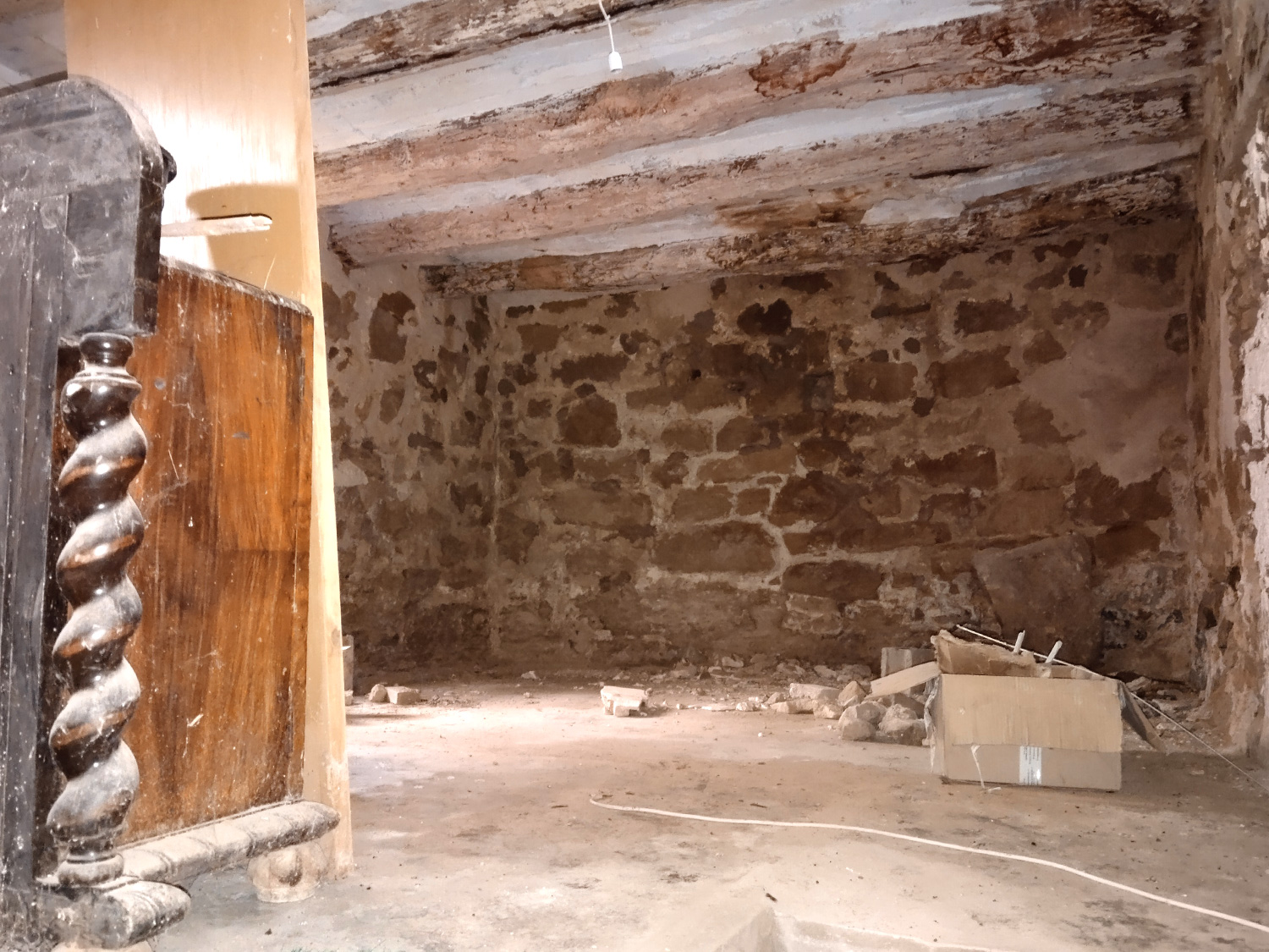 Finca op 54,283 m2 grond te koop aan de rivier de Ebro in Caspe