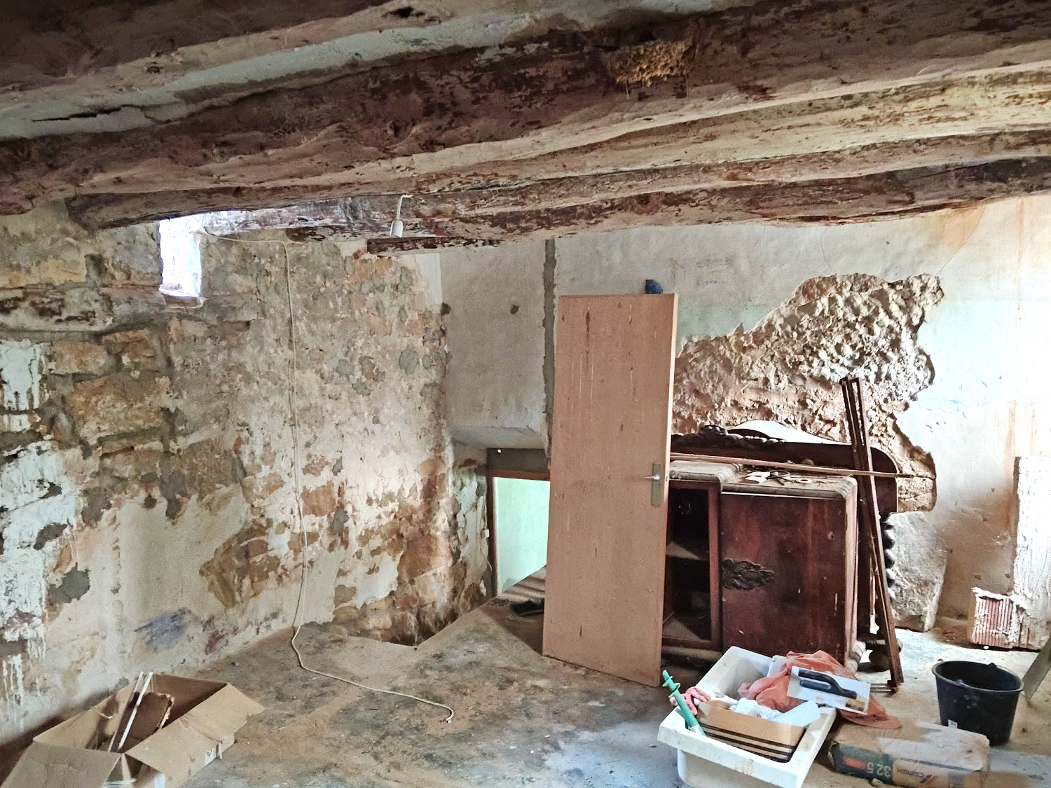 Finca op 54,283 m2 grond te koop aan de rivier de Ebro in Caspe