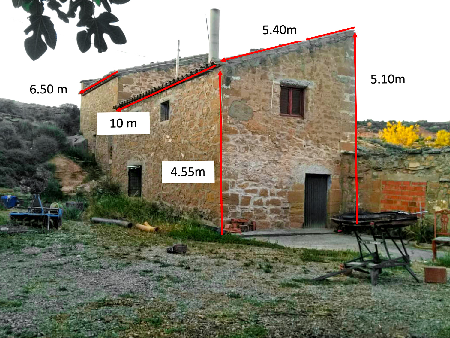 Finca op 54,283 m2 grond te koop aan de rivier de Ebro in Caspe