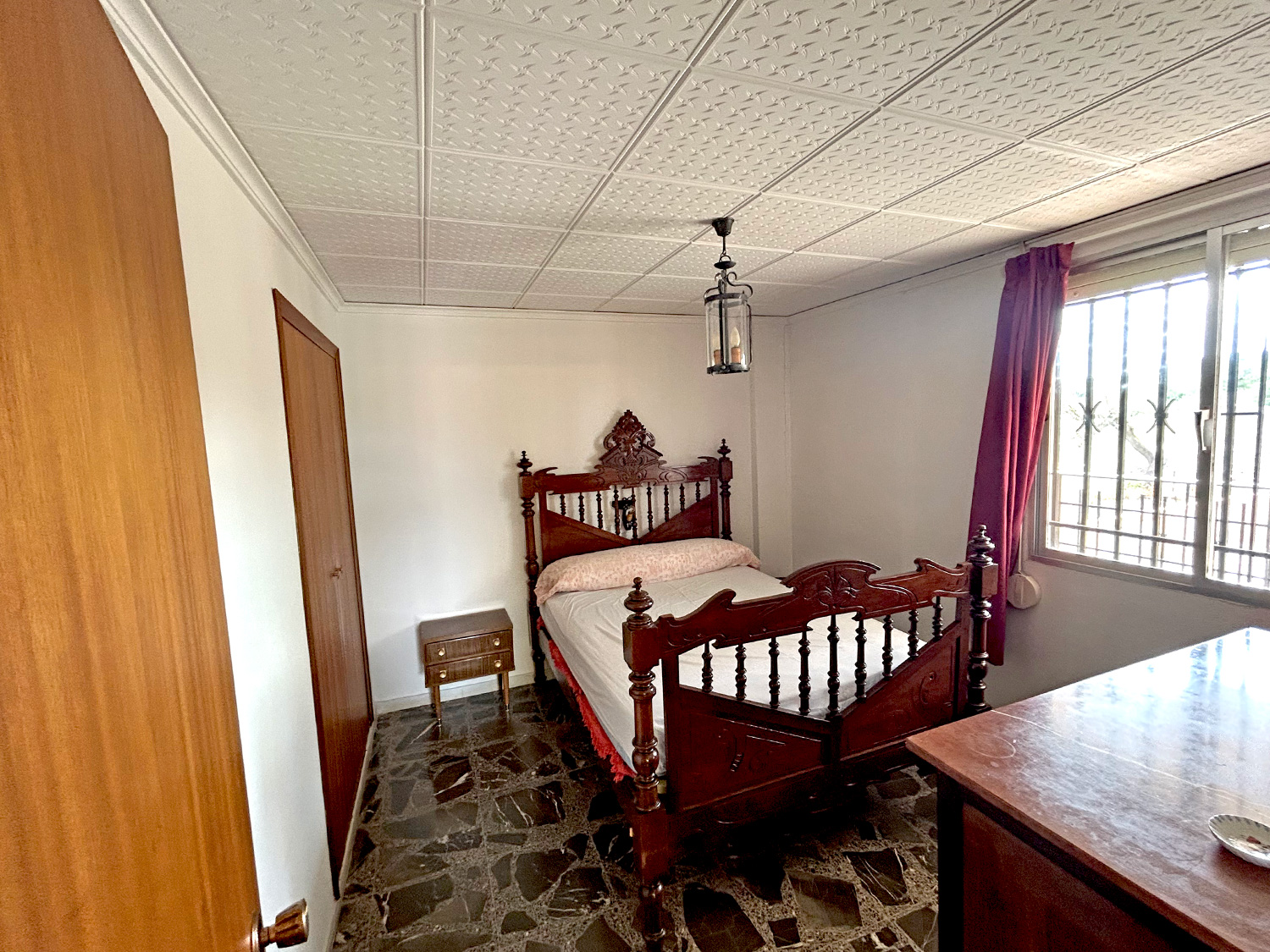 Vrijstaande villa in Playamonte Navarres voor 199.000 euro