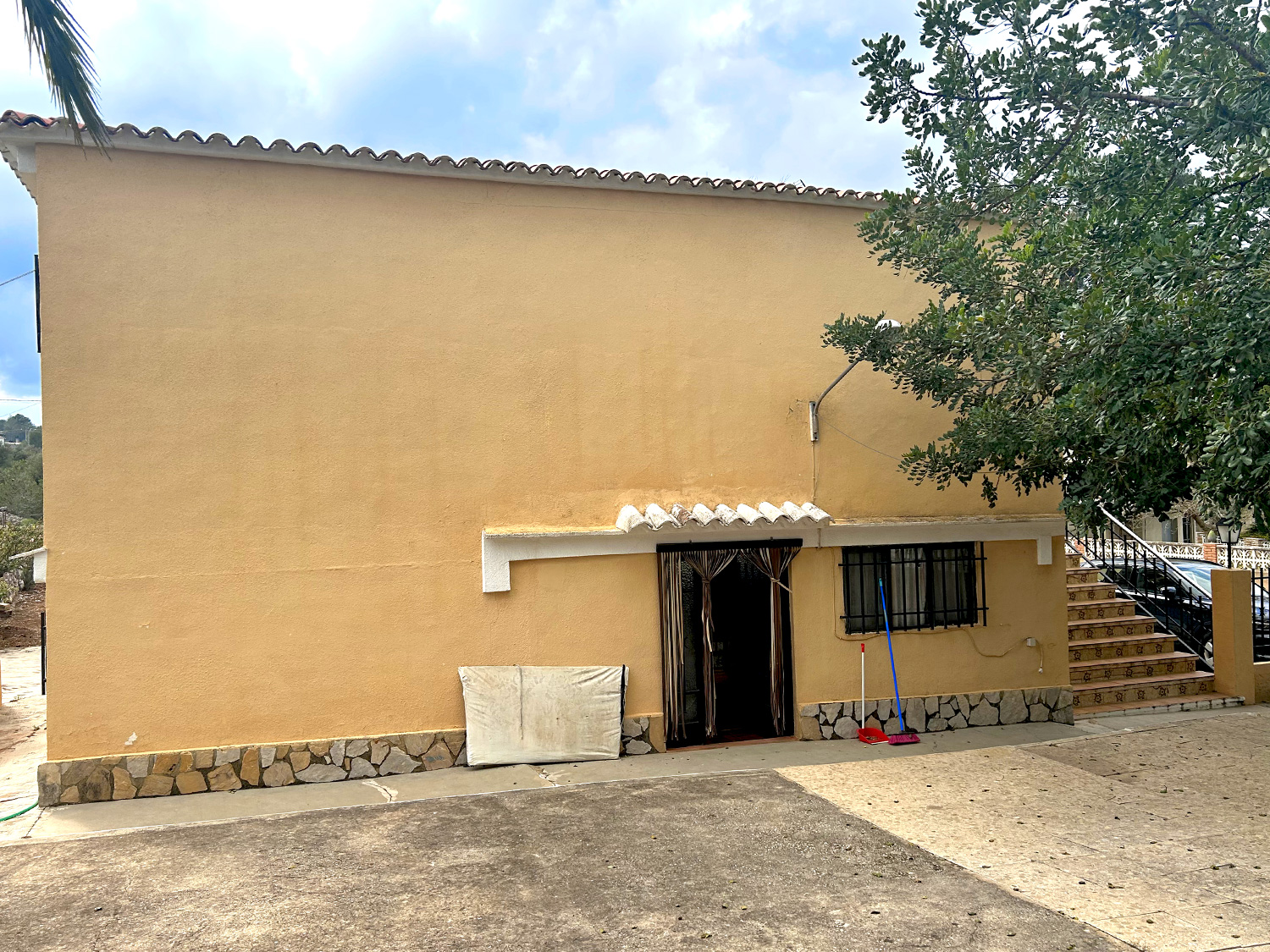 Vrijstaande villa in Playamonte Navarres voor 199.000 euro