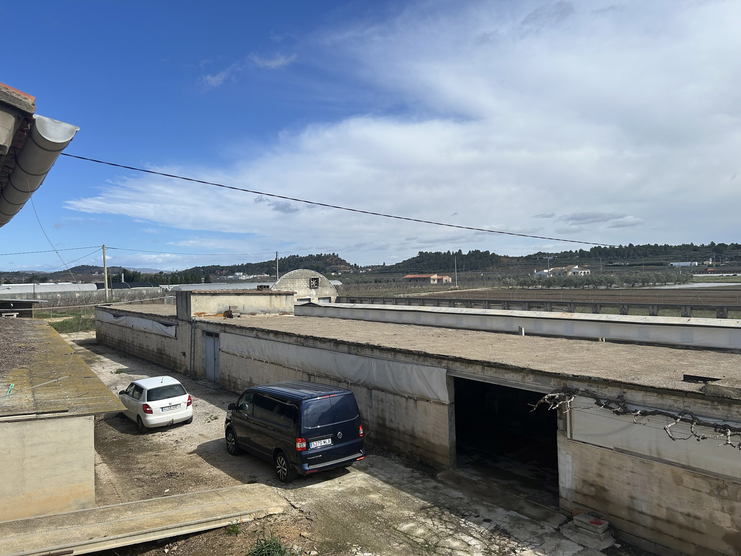 Konijnenboerderij tussen Bolbaite en Navarrs 