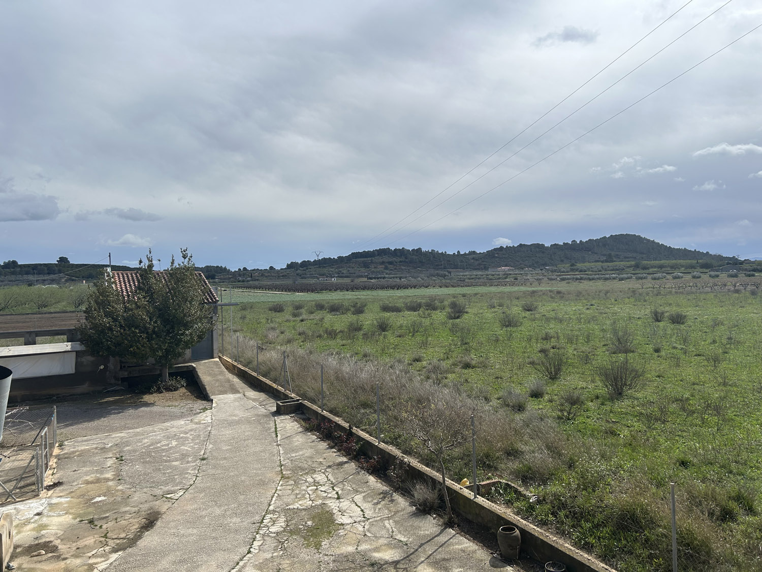 Konijnenboerderij tussen Bolbaite en Navarrs 