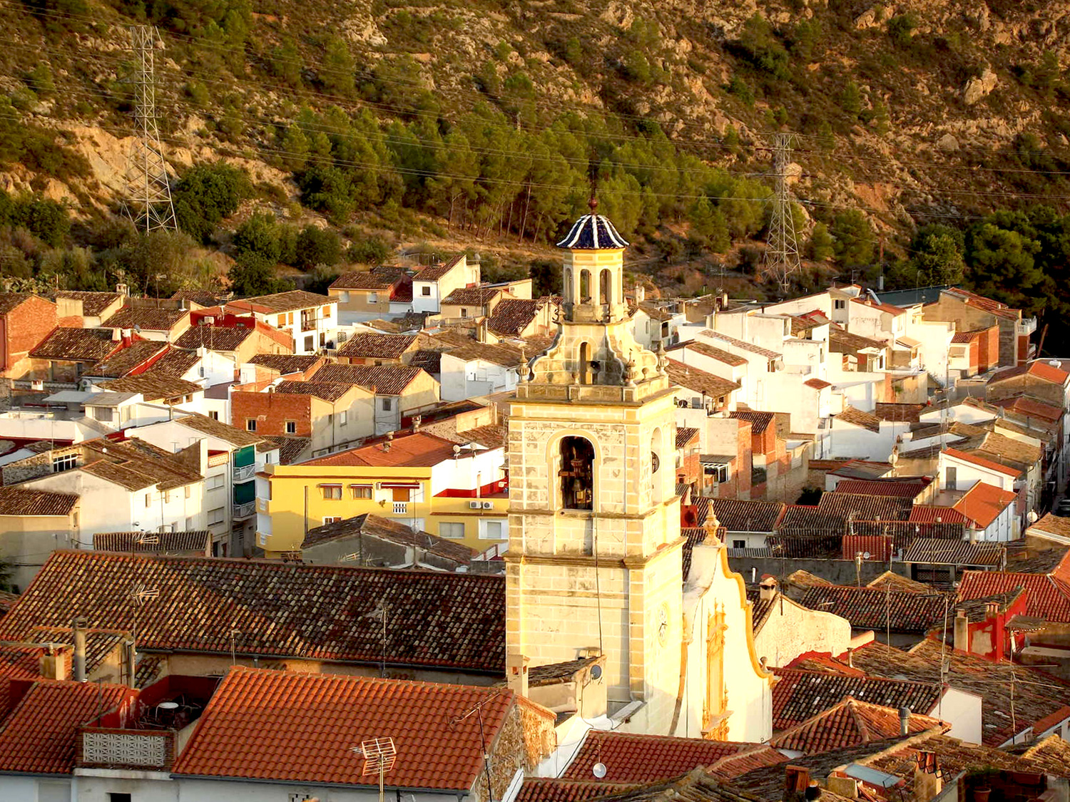 Konijnenboerderij tussen Bolbaite en Navarrs 