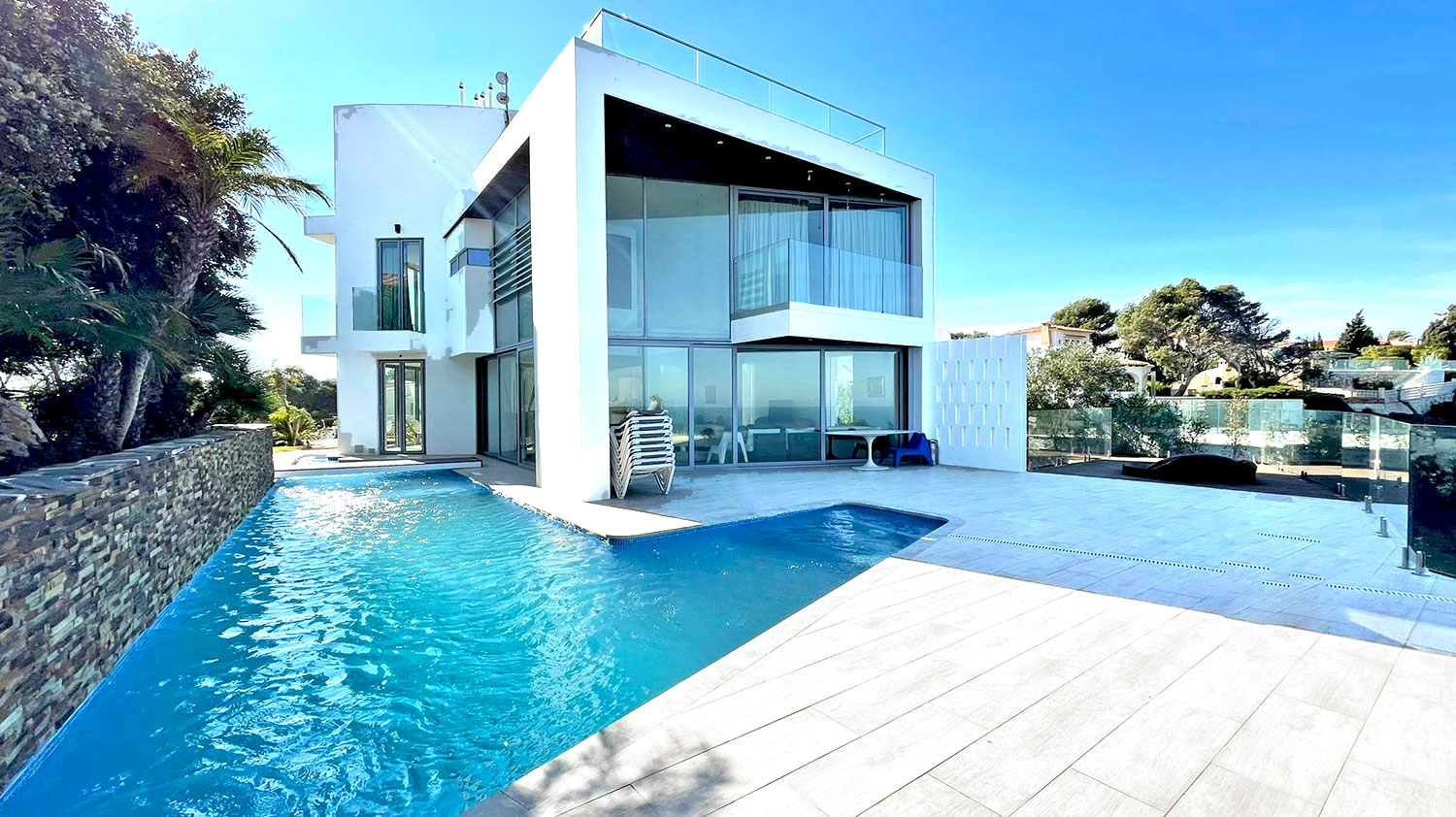 Te koop in Javea Schitterende filmsterren villa vlakbij zee